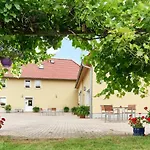 Bei Meyers Schlafen&feiern