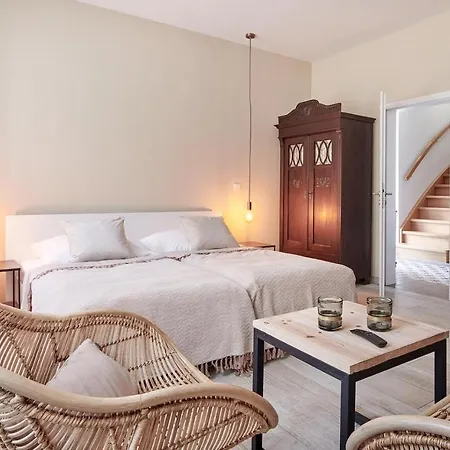 Bei Meyers Schlafen & Feiern Гостевой дом 3*