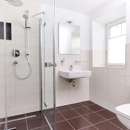 Bei Meyers Schlafen & Feiern 3*