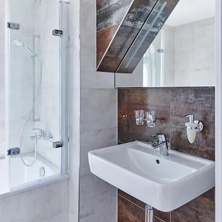 Bei Meyers Schlafen & Feiern 3*