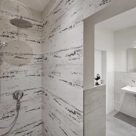 Гостевой дом Bei Meyers Schlafen & Feiern Bohlen (Saxony)