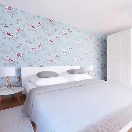 Bei Meyers Schlafen & Feiern 3*