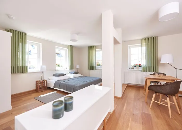 Bei Meyers Schlafen & Feiern 招待所 3*