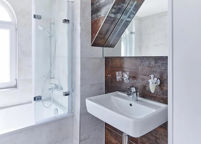 Bei Meyers Schlafen & Feiern 3*