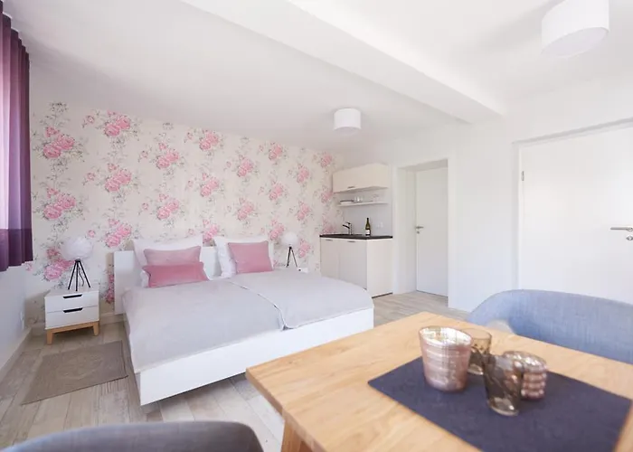 Bei Meyers Schlafen & Feiern Bohlen (Saxony)