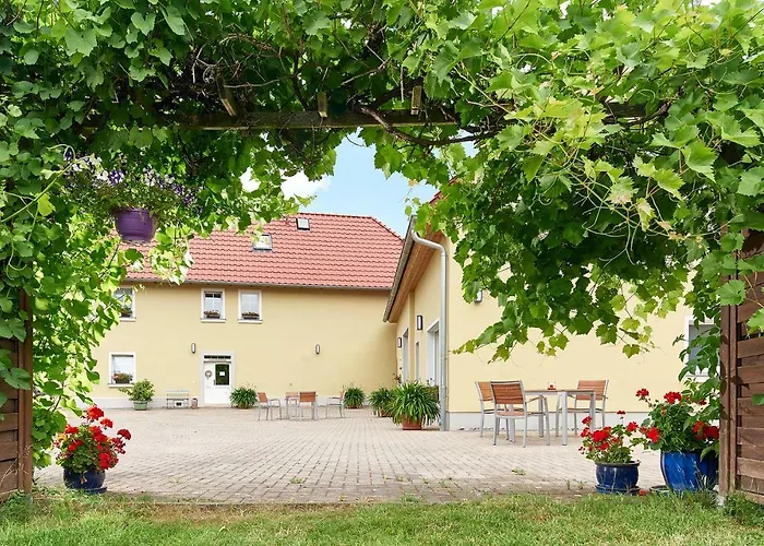 Bei Meyers Schlafen & Feiern