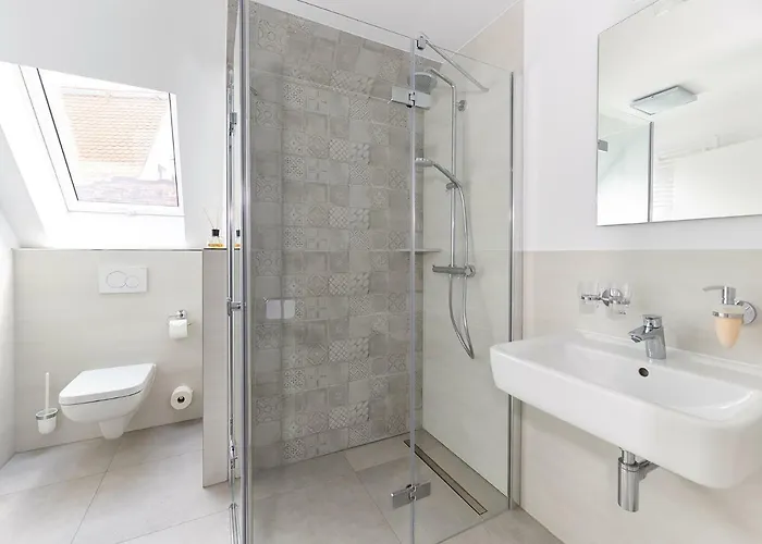 Bei Meyers Schlafen & Feiern 招待所 3*